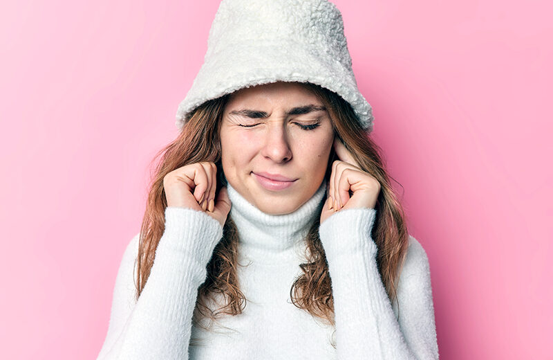 Why Do My Ears Hurt in the Cold? Reasons & Relief Solutions